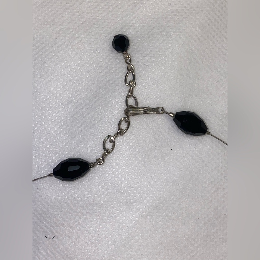Simple necklace. - Picture 3 of 3